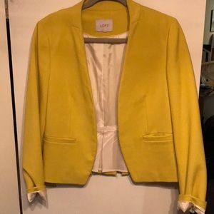 Ann Taylor Loft Mustard pleat back blazer